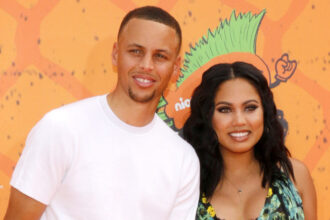 steph-curry-faith-on-his-shoes