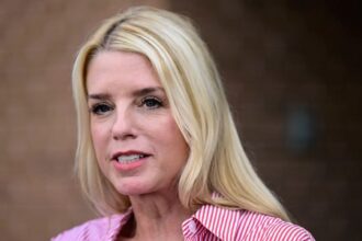 Pam-bondi