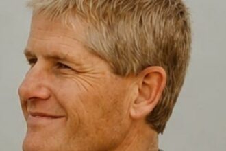 American missionary pilot Kevin Rideout has been released after more than nine months in captivity in Niger and is now in the care of U.S. officials.