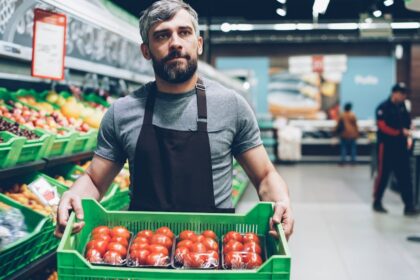 Grocery store worker illustrating wage and rest-break claims involving Mother's Market