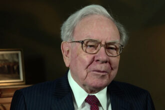 Warren Buffett at the 2015 SelectUSA Investment Summit